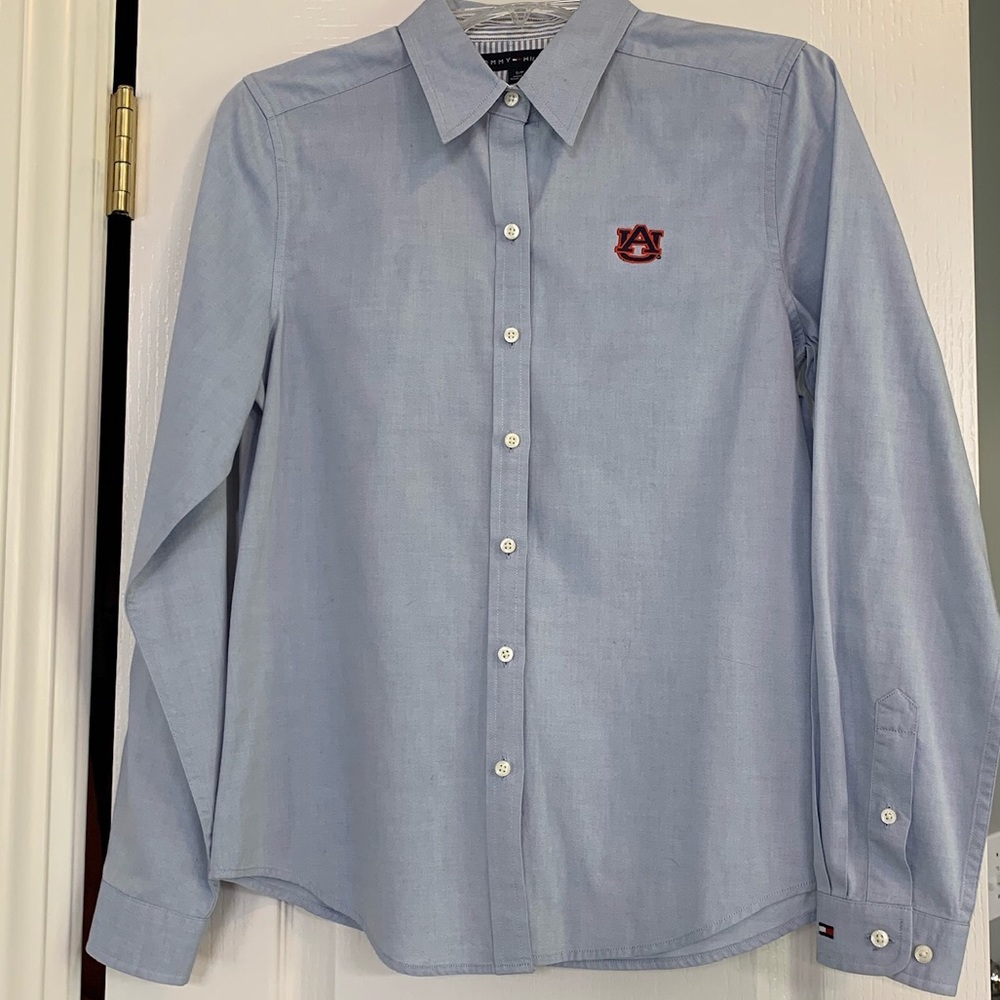 Tommy Hilfiger Auburn University Blue Long Sleeve Button Up Ladies Shirt, Small